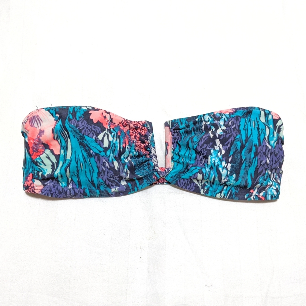 V-cut Bandeau Bikini Swim Top